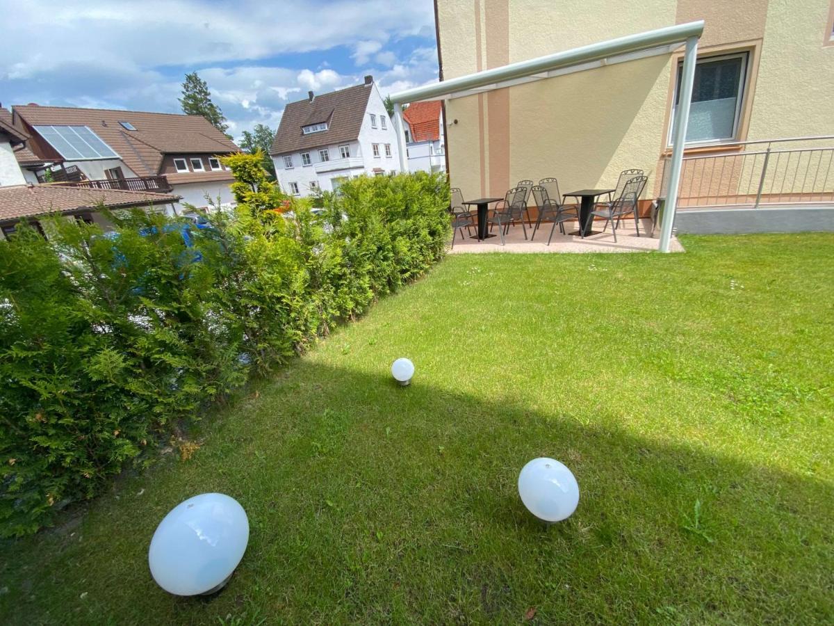 Gaestehaus Am Kurpark Hotel Garni Horn-Bad Meinberg Bagian luar foto