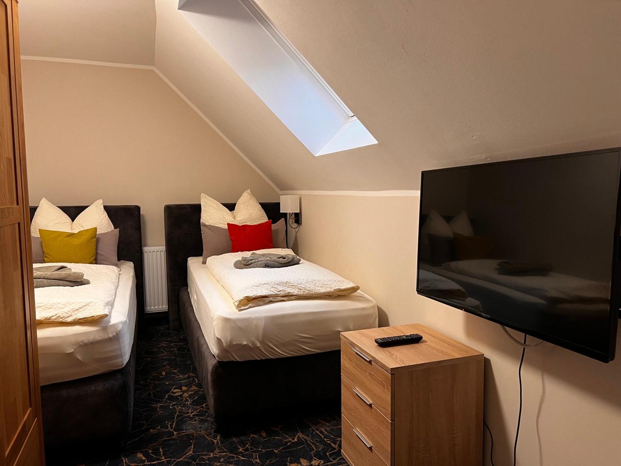 Gaestehaus Am Kurpark Hotel Garni Horn-Bad Meinberg Bagian luar foto