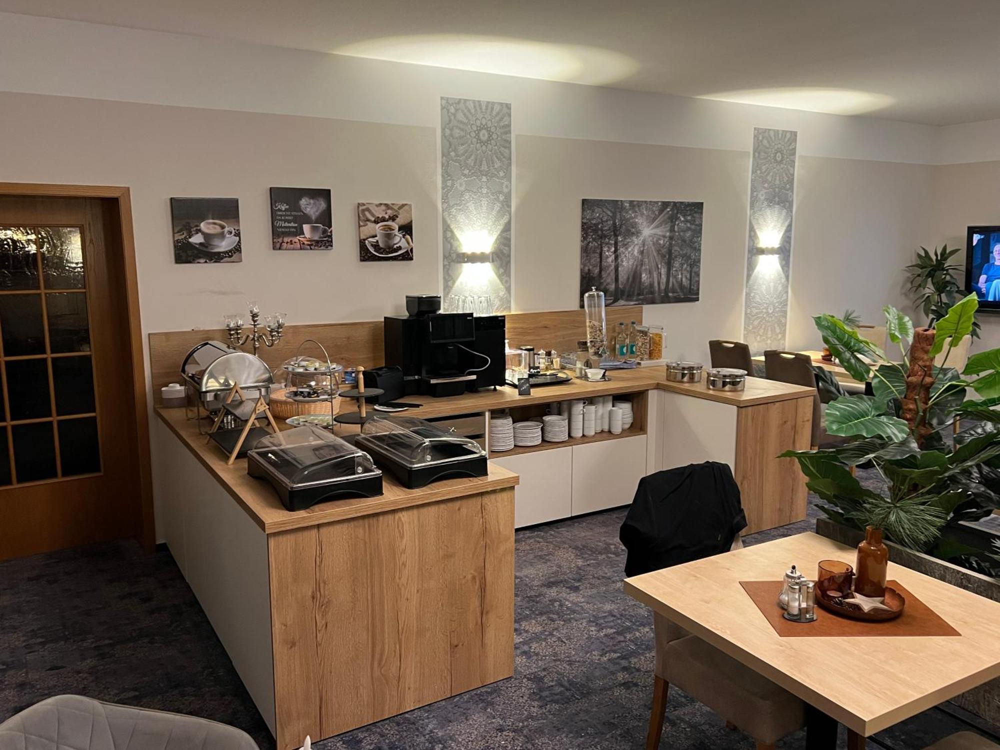 Gaestehaus Am Kurpark Hotel Garni Horn-Bad Meinberg Bagian luar foto